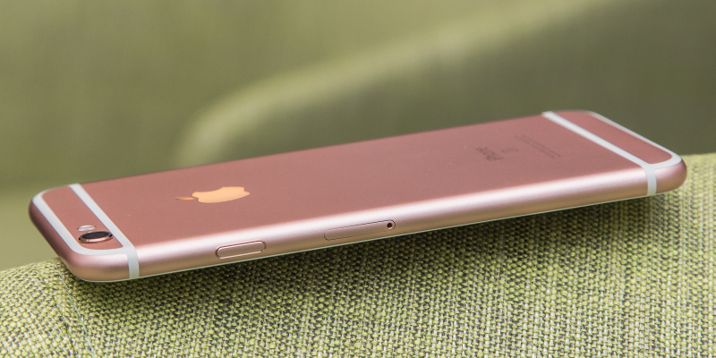 Illustration for article titled iPhone 6s Review: A 3D Touch Playground